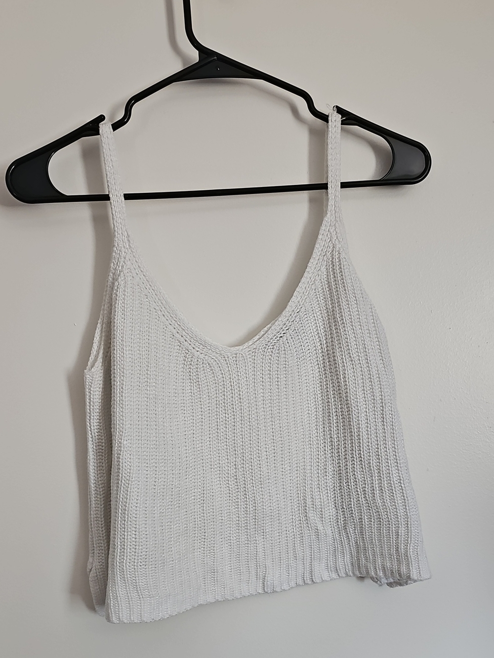 Forever 21 White Ribbed Knit Tank Top